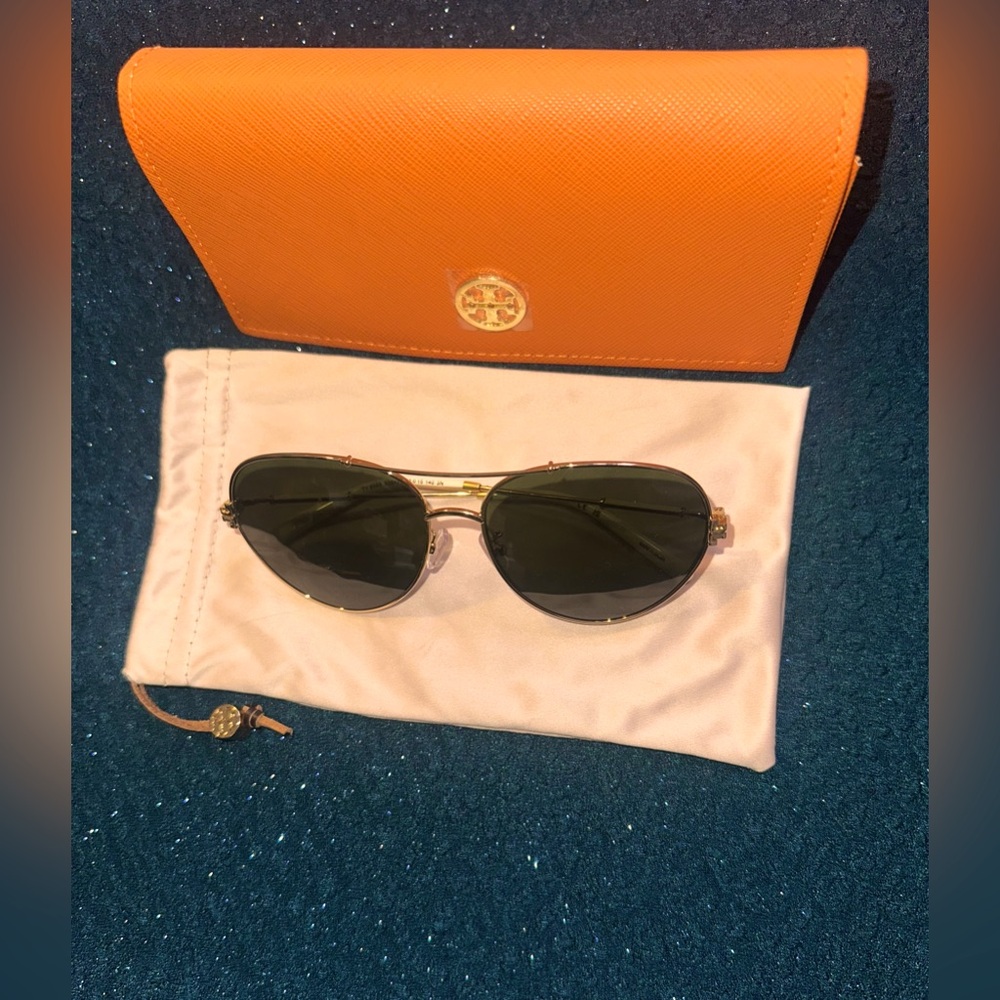 Tory Burch Sunglasses 🕶️